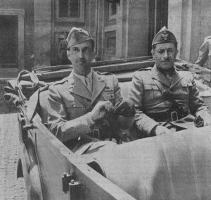 Umberto II, Luogotenente del Regno arriva al Quirinale accompagnato dal generale Infante