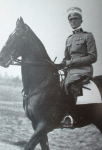 Il Principe Umberto a cavallo