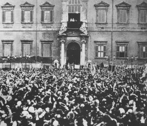 La Piazza del Quirinale acclama gli sposi