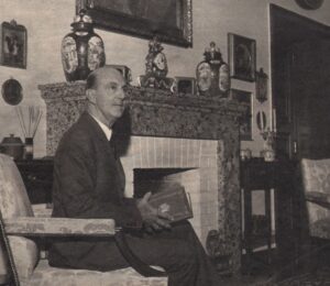 Re Umberto II nel suo salotto di Cascais, luglio 1972